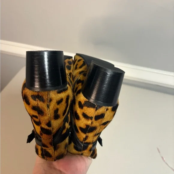 Talbots Dakota Calf Hair Leopard Ankle Boots – Size 8.5 | Block Heel - Picture 11 of 11